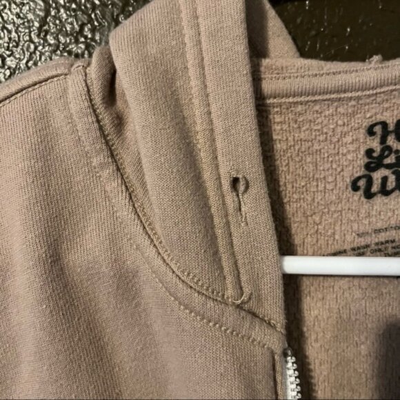 Tan ‘Badass Motha’ Zip Down Hoodie by Her Little Wolves, Sz Small No Drawstring - Picture 7 of 7